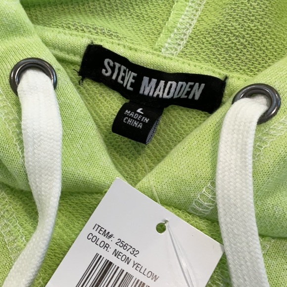 Steve Madden pull over cropped hoodie. - Picture 8 of 10